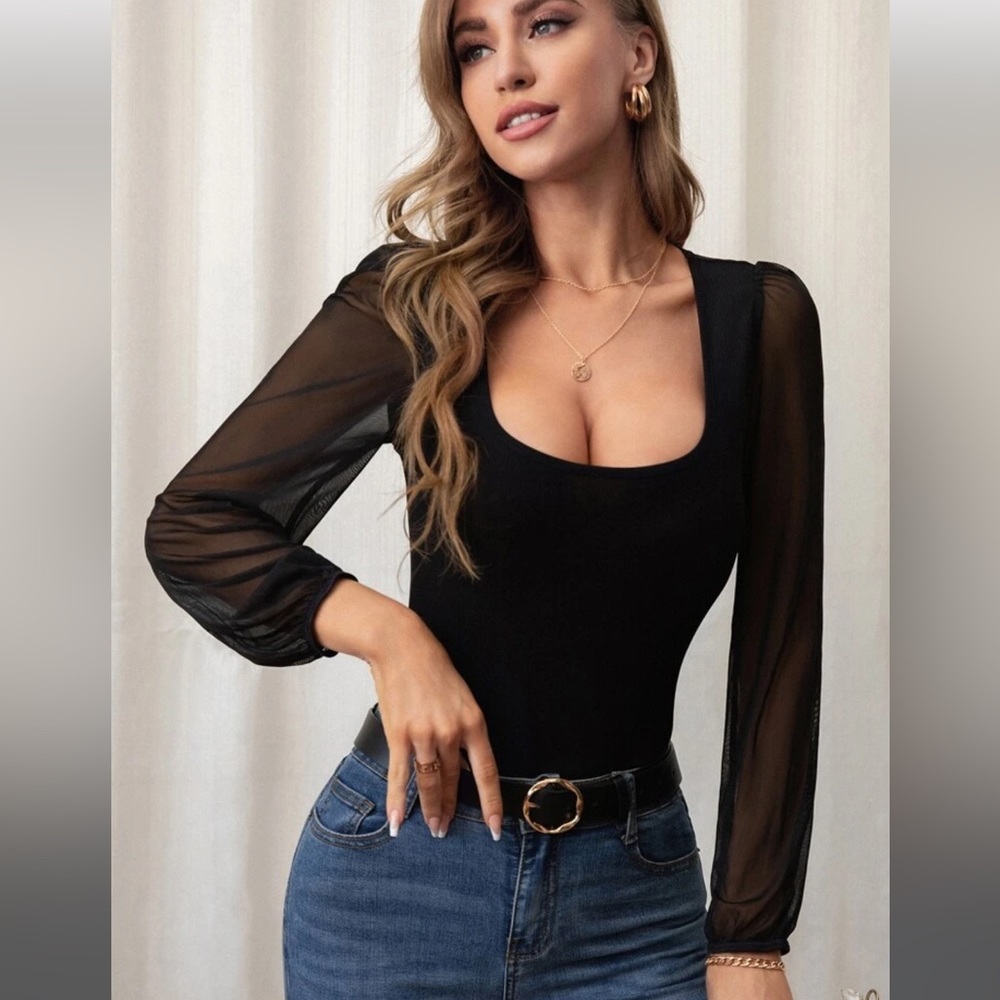 Mesh Sleeve scoop neck top